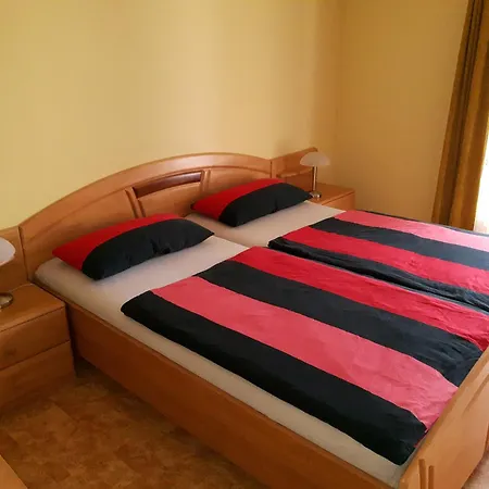 Ferienwohnung und Pension Antje Ekert-2